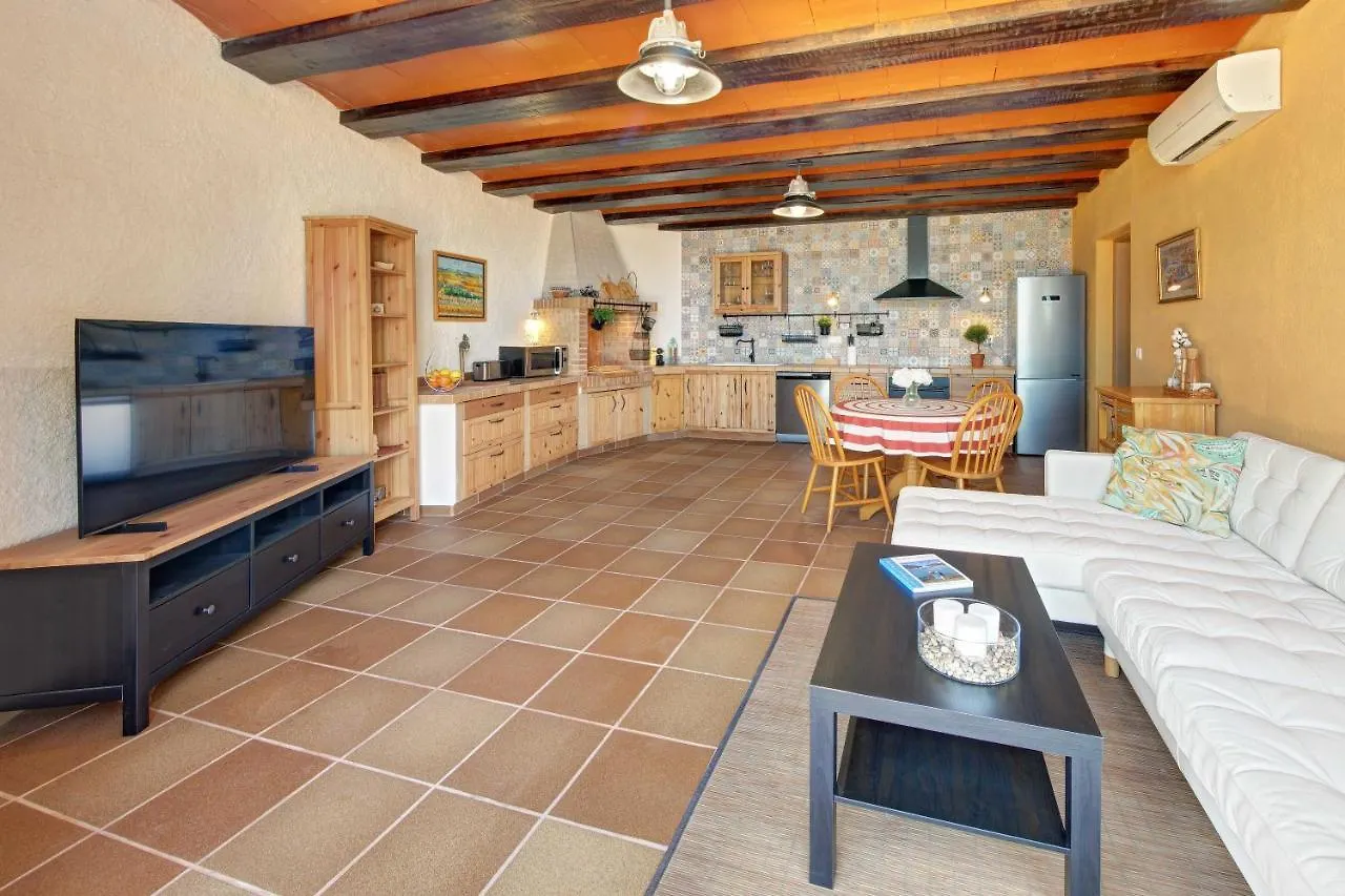 Villa La Cala With Swimming Pool & Sea View, 10 Min Walk From The Sea Blanes