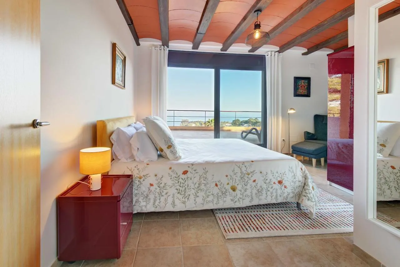 Villa La Cala With Swimming Pool & Sea View, 10 Min Walk From The Sea Blanes